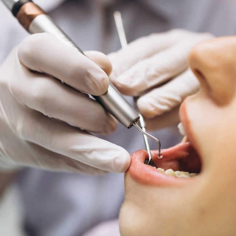 woman-patient-dentist_1303-9364